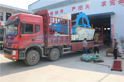 86a4189bf9b07082e2ca5ab53fbba9cc.jpg 444.jpg